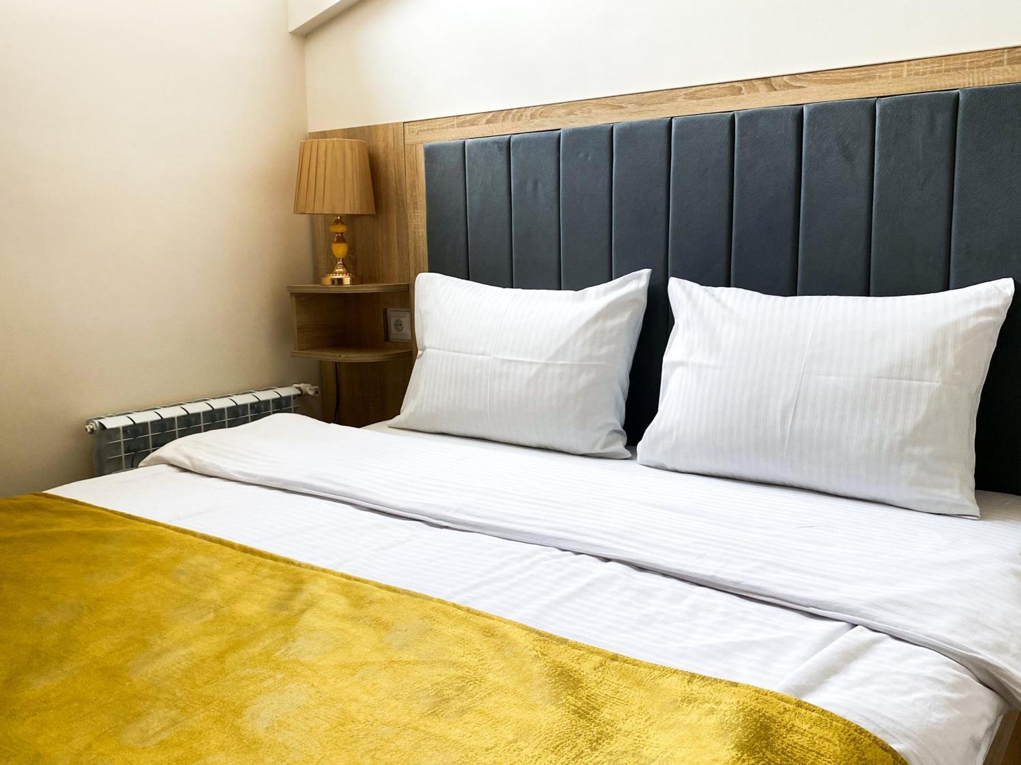 Alex Hotel Erevan Quarto foto