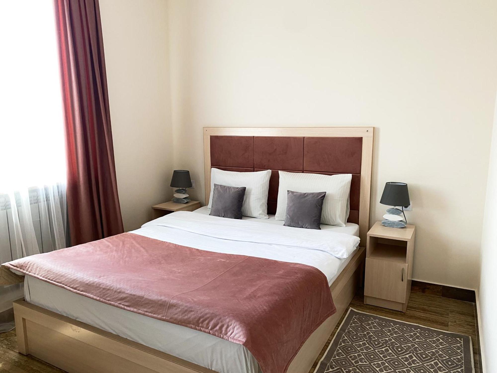 Alex Hotel Erevan Quarto foto